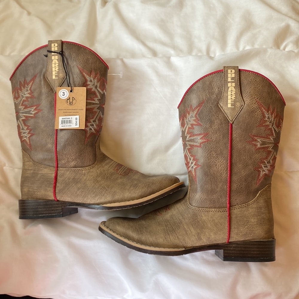 NWT Cowboy Boots